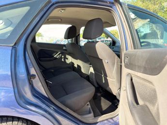 Ford Focus 1.6 Zetec Climate 5dr