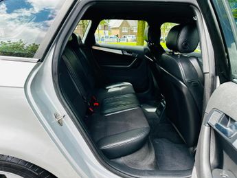 Audi A3 2.0 TDI S line Sportback 5dr Diesel Manual quattro Euro 5 (s/s) 