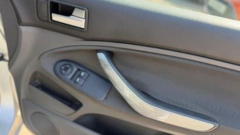 Ford C-Max 1.6 16v Zetec 5dr