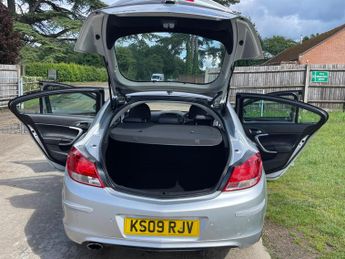 Vauxhall Insignia 2.0 CDTi Elite Auto Euro 5 5dr
