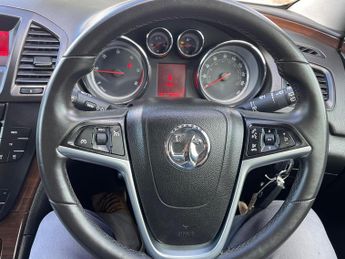 Vauxhall Insignia 2.0 CDTi Elite Auto Euro 5 5dr