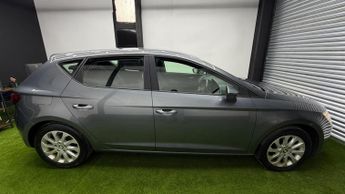 SEAT Leon 1.6 TDI CR SE DSG Euro 5 (s/s) 5dr