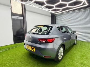 SEAT Leon 1.6 TDI CR SE DSG Euro 5 (s/s) 5dr