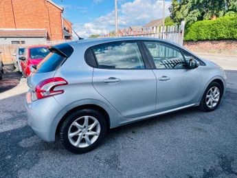 Peugeot 208 1.4 e-HDi Active EGC Euro 5 (s/s) 5dr