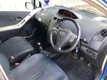 Toyota Yaris 1.33 Dual VVT-i TR Euro 4 (s/s) 5dr