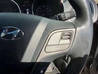 Hyundai Santa Fe 2.2 CRDi Blue Drive Premium SE Auto 4WD Euro 6 (s/s) 5dr (7 Seat
