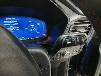 Ford Kuga 2.5 Duratec 14.4kWh ST-Line X Edition CVT Euro 6 (s/s) 5dr