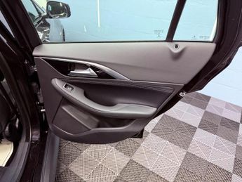 Infiniti QX30 2.2d Premium DCT AWD Euro 6 (s/s) 5dr