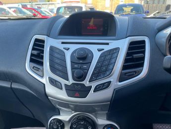 Ford Fiesta 1.4 Zetec 5dr