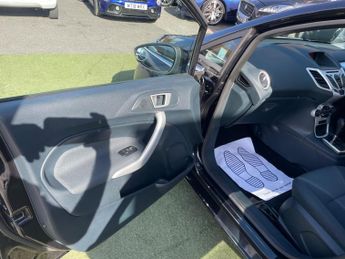 Ford Fiesta 1.4 Zetec 5dr