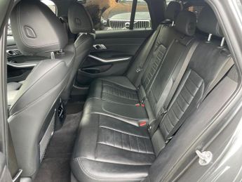 BMW 3 Series 2.0 330e 12kWh M Sport Touring Auto Euro 6 (s/s) 5dr