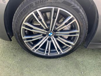 BMW 3 Series 2.0 330e 12kWh M Sport Touring Auto Euro 6 (s/s) 5dr