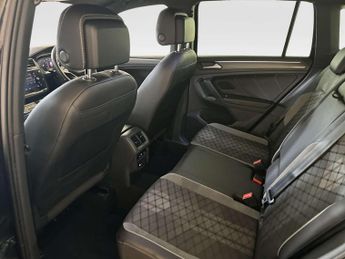 Volkswagen Tiguan 1.5 TSI R-Line SUV 5dr Petrol DSG Euro 6 (s/s) (150 ps)