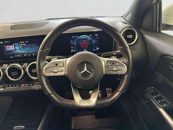 Mercedes-Benz GLA 1.3 GLA200 AMG Line (Executive) SUV 5dr Petrol 7G-DCT Euro 6 (s/