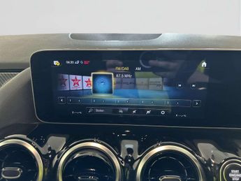 Mercedes-Benz GLA 1.3 GLA200 AMG Line (Executive) SUV 5dr Petrol 7G-DCT Euro 6 (s/