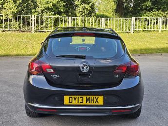 Vauxhall Astra 1.6 16v SRi Auto Euro 5 5dr