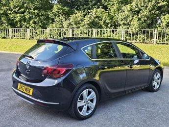Vauxhall Astra 1.6 16v SRi Auto Euro 5 5dr