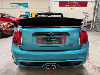 MINI Convertible 2.0 Cooper S Classic Steptronic Euro 6 (s/s) 2dr