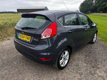 Ford Fiesta 1.6 Zetec Hatchback 5dr Petrol Powershift Euro 5 (105 ps)
