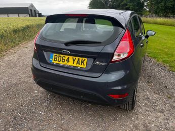 Ford Fiesta 1.6 Zetec Hatchback 5dr Petrol Powershift Euro 5 (105 ps)