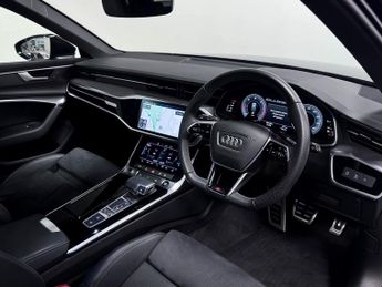 Audi A6 Avant 2.0 TDI 40 Black Edition Estate 5dr Diesel S Tronic quattro Euro