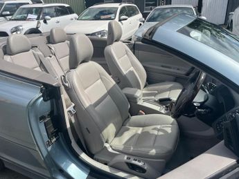 Volvo C70 2.4i SE Lux Geartronic 2dr
