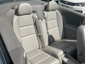 Volvo C70 2.4i SE Lux Geartronic 2dr