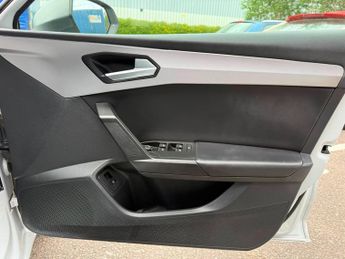 SEAT Leon 1.4 eHybrid 12.8kWh FR DSG Euro 6 (s/s) 5dr