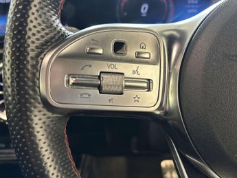 Mercedes-Benz A Class 1.3 A250e 15.6kWh AMG Line (Premium 2) Hatchback 5dr Petrol Plug