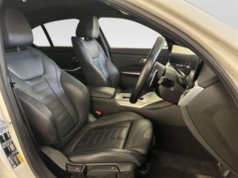 BMW 3 Series 2.0 330e 12kWh M Sport Saloon 4dr Petrol Plug-in Hybrid Auto xDr