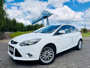 Ford Focus 1.0T EcoBoost Zetec Euro 5 (s/s) 5dr