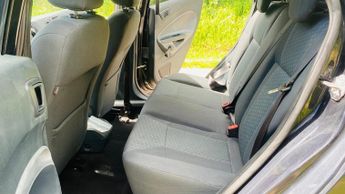 Ford Fiesta 1.4 Titanium 5dr