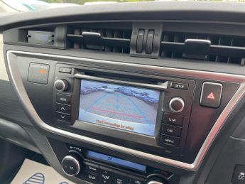 Toyota Auris 1.6 V-Matic Icon Multidrive S Euro 5 5dr