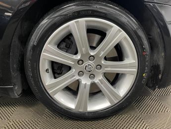 Jaguar XF 3.0d V6 Luxury Auto Euro 5 4dr
