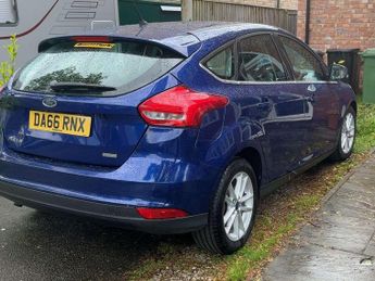 Ford Focus 1.0T EcoBoost Zetec Euro 6 (s/s) 5dr