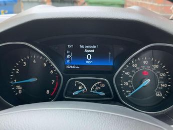 Ford Focus 1.0T EcoBoost Zetec Euro 6 (s/s) 5dr