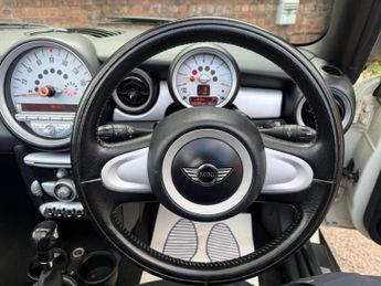 MINI Convertible 1.6 Cooper Steptronic Euro 4 2dr