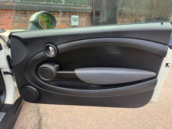 MINI Convertible 1.6 Cooper Steptronic Euro 4 2dr
