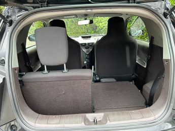 Toyota iQ 1.0 VVT-i Multidrive Euro 4 3dr