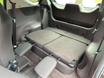 Toyota iQ 1.0 VVT-i Multidrive Euro 4 3dr