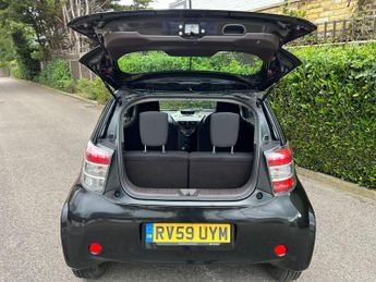 Toyota iQ 1.0 VVT-i Multidrive Euro 4 3dr