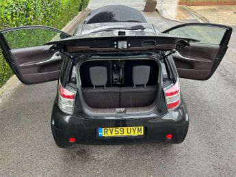 Toyota iQ 1.0 VVT-i Multidrive Euro 4 3dr