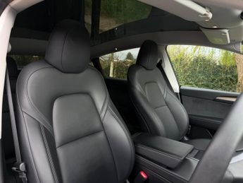 Tesla Model Y (Dual Motor) Long Range Auto 4WDE 5dr