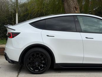 Tesla Model Y (Dual Motor) Long Range Auto 4WDE 5dr