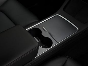 Tesla Model Y (Dual Motor) Long Range Auto 4WDE 5dr