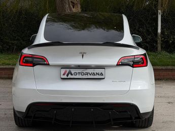 Tesla Model Y (Dual Motor) Long Range Auto 4WDE 5dr