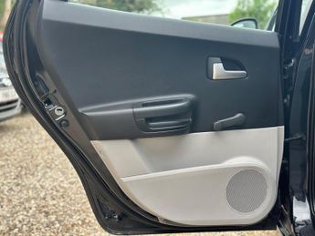 Kia Ceed 1.6 SR7 5dr