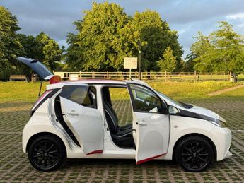 Toyota AYGO 1.0 VVT-i x-press Hatchback 5dr Petrol x-shift Euro 6 (68 ps)