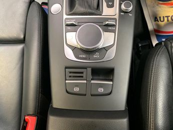 Audi A3 1.4 TFSI e-tron Sportback e-S Tronic Euro 6 5dr 8.8kWh