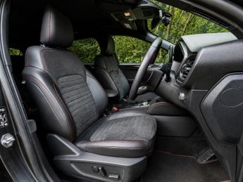 Ford Kuga 2.5 EcoBoost Duratec 14.4kWh ST-Line X CVT Euro 6 (s/s) 5dr